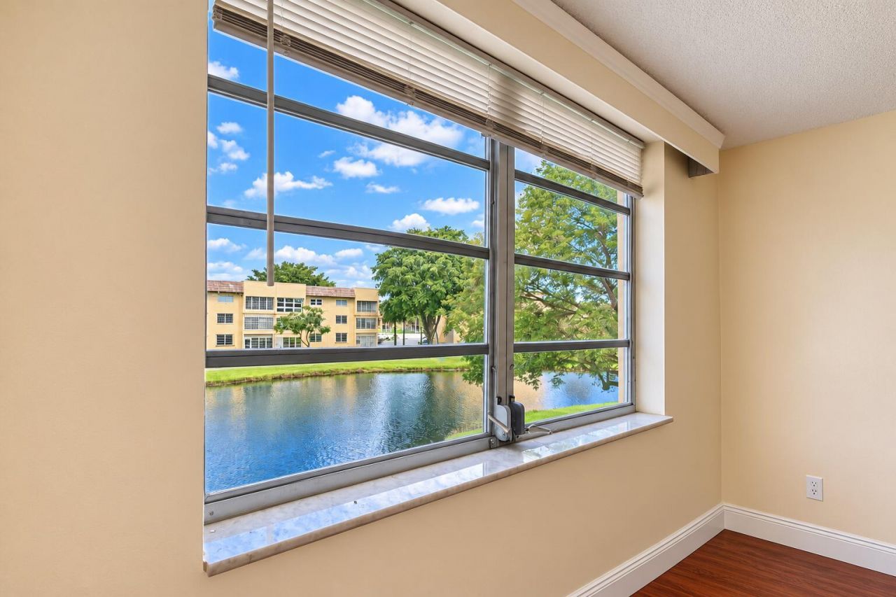 6070 NW 64th Avenue Nw, Unit 204, Tamarac, FL 33319 Photo