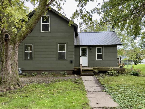 605 Allison Street, Charles City, IA 50616