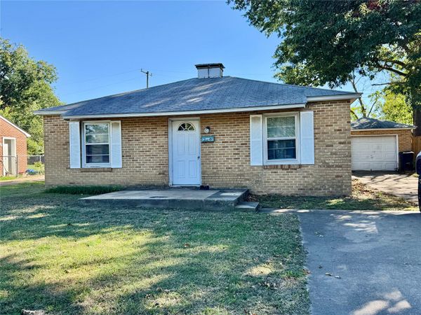 320 Park , Pryor, OK 74361