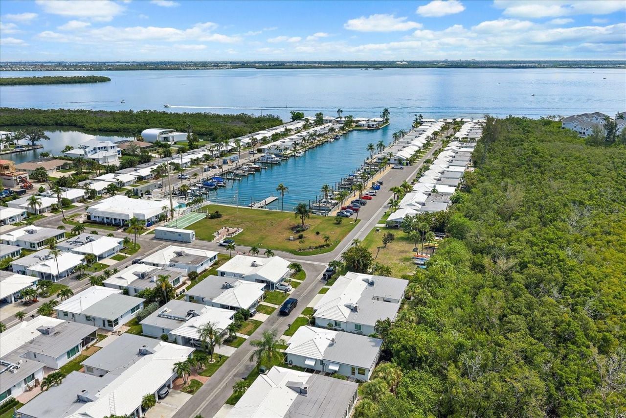 738 Spanish Drive S, Unit 98, Longboat Key, FL 34228 Photo