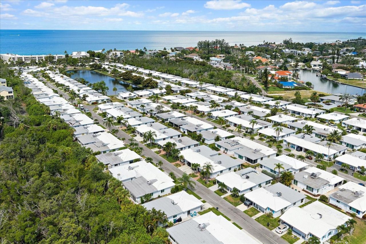 738 Spanish Drive S, Unit 98, Longboat Key, FL 34228 Photo