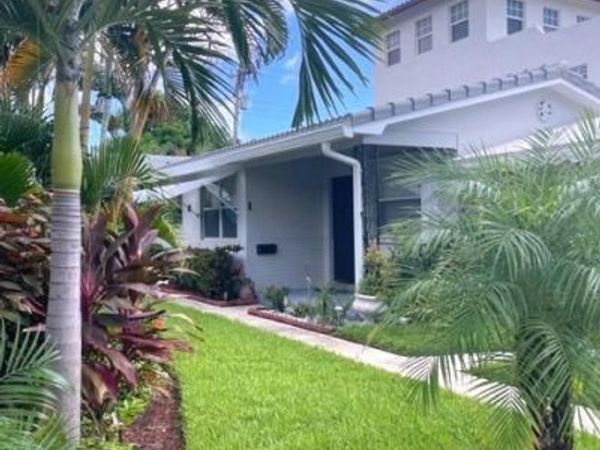 325 NOTTINGHAM Boulevard, Unit 1, West Palm Beach, FL 33405