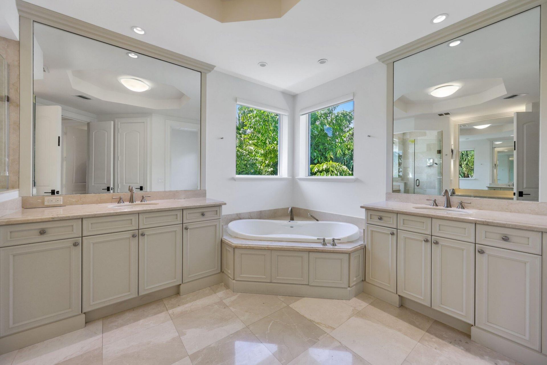 755 W Fern Drive, Boca Raton, FL 33432 Photo