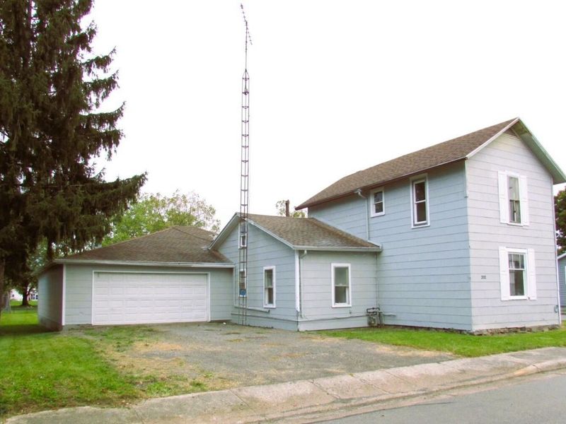 202 W College Street, Jackson Center, OH 45334 Photo 3