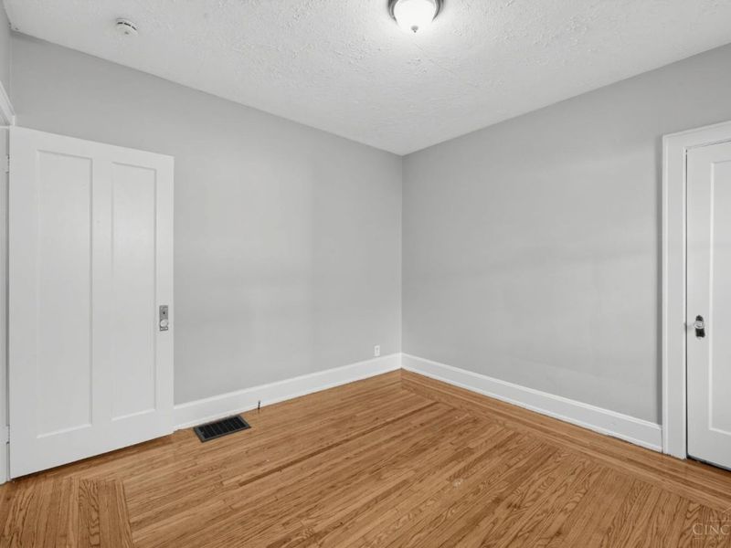 1843 Dalewood Place, Cincinnati, OH 45237 Photo 11