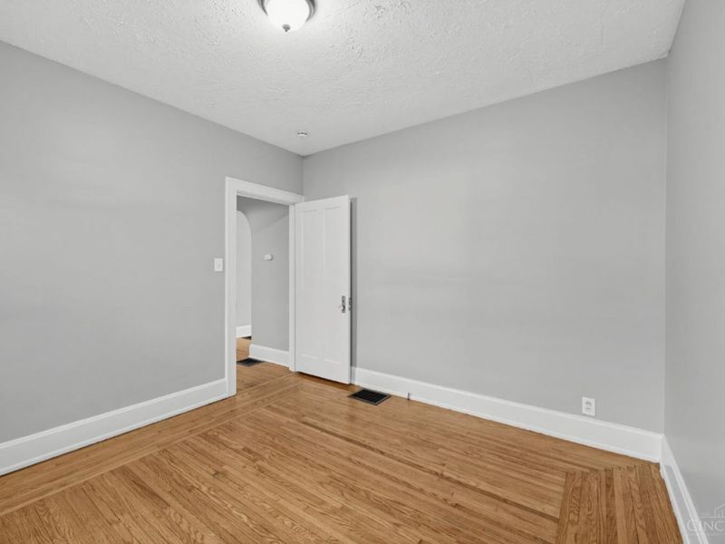 1843 Dalewood Place, Cincinnati, OH 45237 Photo 12