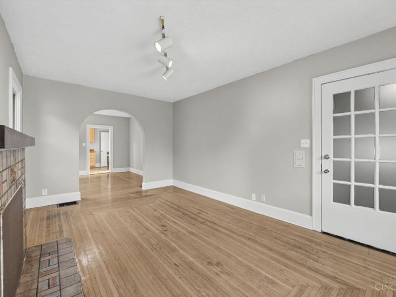 1843 Dalewood Place, Cincinnati, OH 45237 Photo 2
