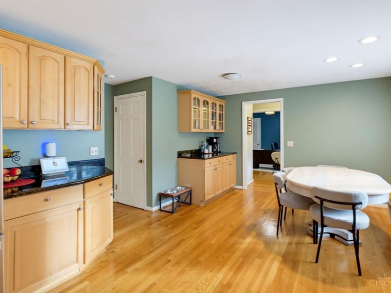 5692 Werkshire Terrace, Miami Township, OH 45150 Photo 7