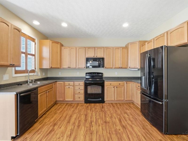 3495 Miljoie Drive, Newtown, OH 45244 Photo 17