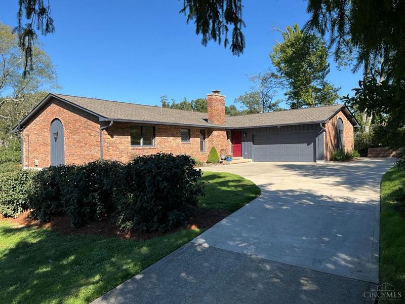 8190 Sheed Road, Colerain Township, OH 45247 Photo 1