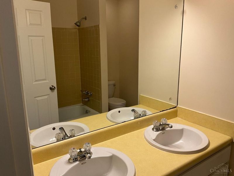 8190 Sheed Road, Colerain Township, OH 45247 Photo 17