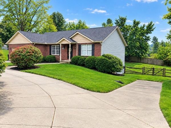 7457 West Chester Road, West Chester, OH 45069