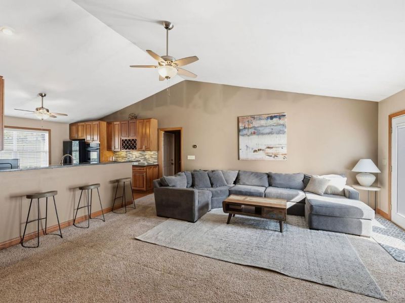 7457 West Chester Road, West Chester, OH 45069 Photo 10