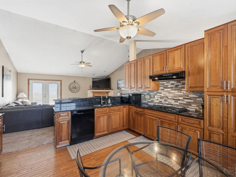 7457 West Chester Road, West Chester, OH 45069 Photo 14