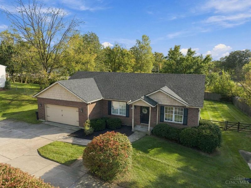 7457 West Chester Road, West Chester, OH 45069 Photo 3
