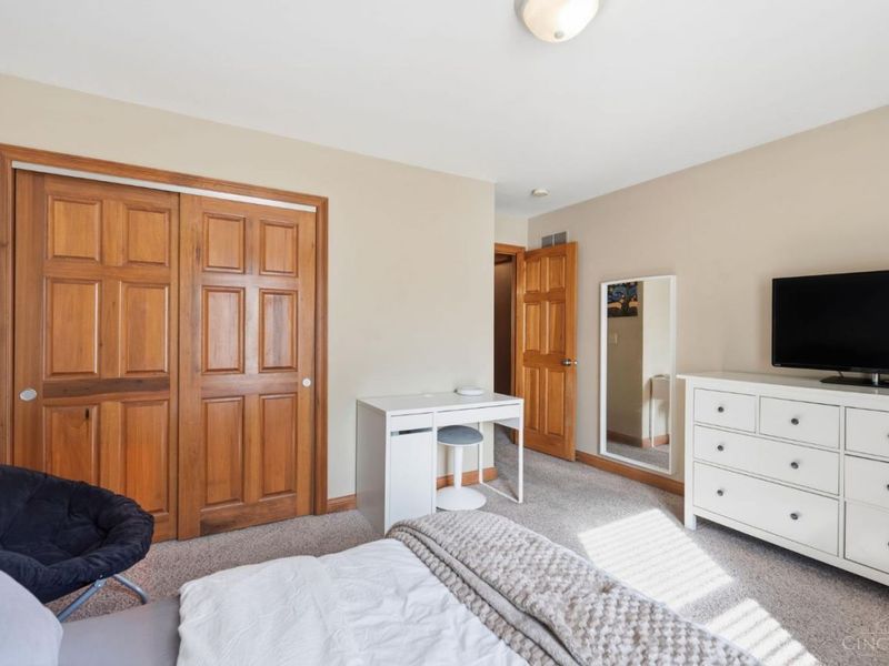7457 West Chester Road, West Chester, OH 45069 Photo 32