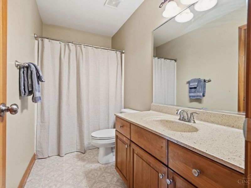 7457 West Chester Road, West Chester, OH 45069 Photo 33
