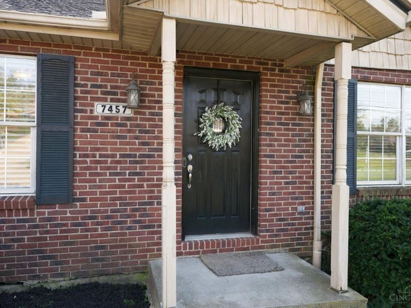 7457 West Chester Road, West Chester, OH 45069 Photo 4