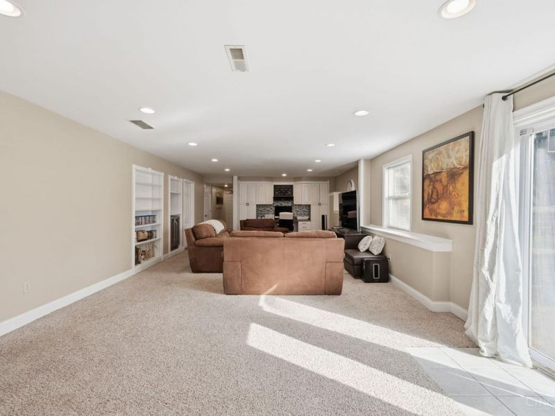 7457 West Chester Road, West Chester, OH 45069 Photo 44