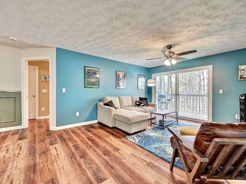220 Carrington Place, Unit 206, Loveland, OH 45140 Photo 2