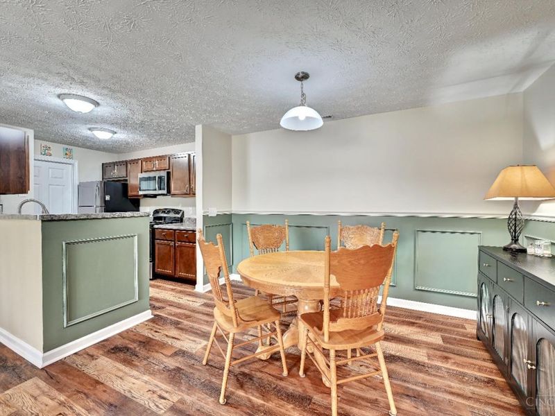 220 Carrington Place, Unit 206, Loveland, OH 45140 Photo 7