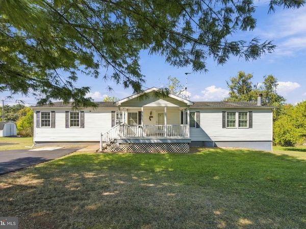 113 CHRIS DRIVE, MARTINSBURG, WV 25404