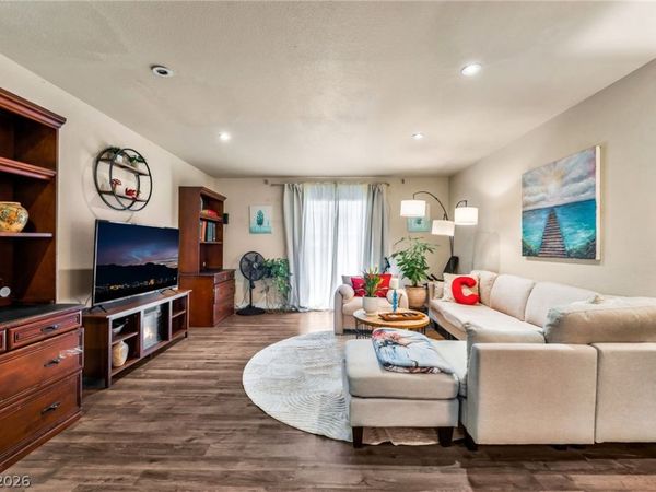 2451 N Rainbow Boulevard , Unit 1005, Las Vegas, NV 89108