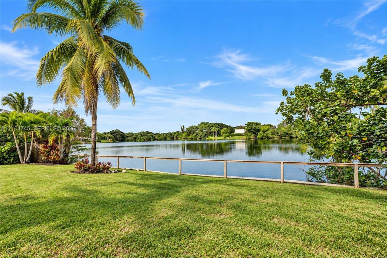 1020 Bayberry Point Dr, Plantation, FL 33324 Photo
