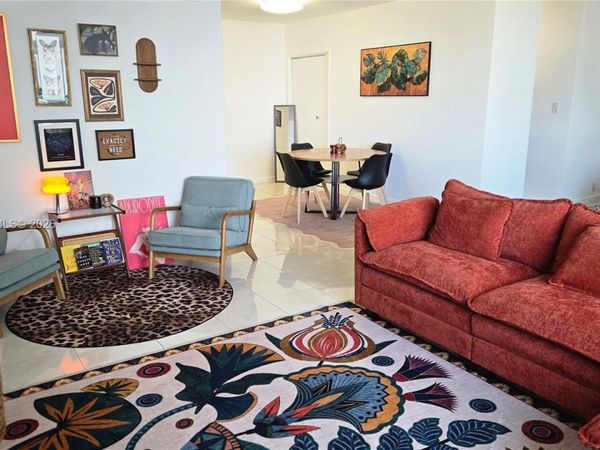 1000 West Ave , Unit 1204, Miami Beach, FL 33139