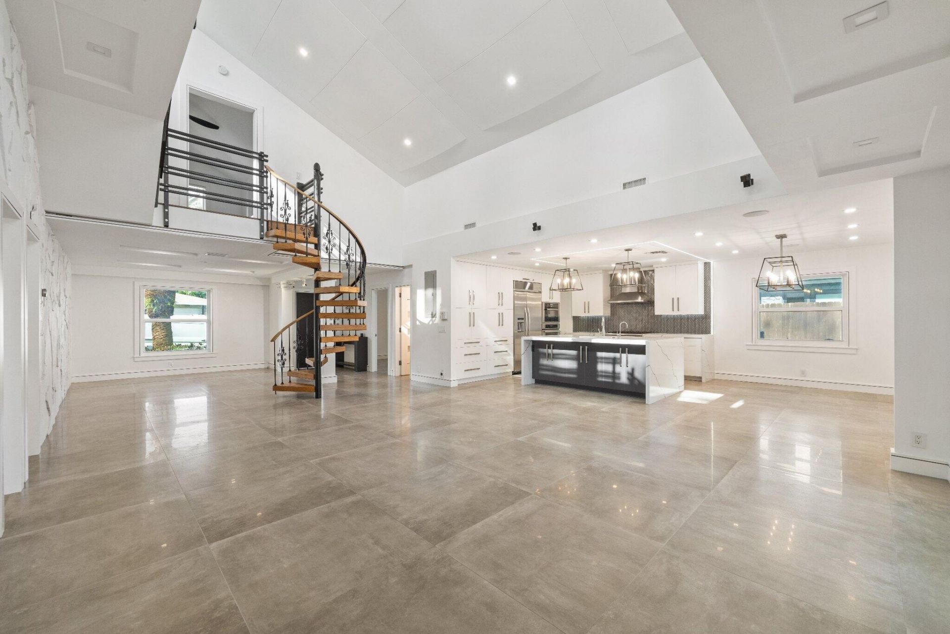 33 Oregon Lane, Boca Raton, FL 33487 Photo