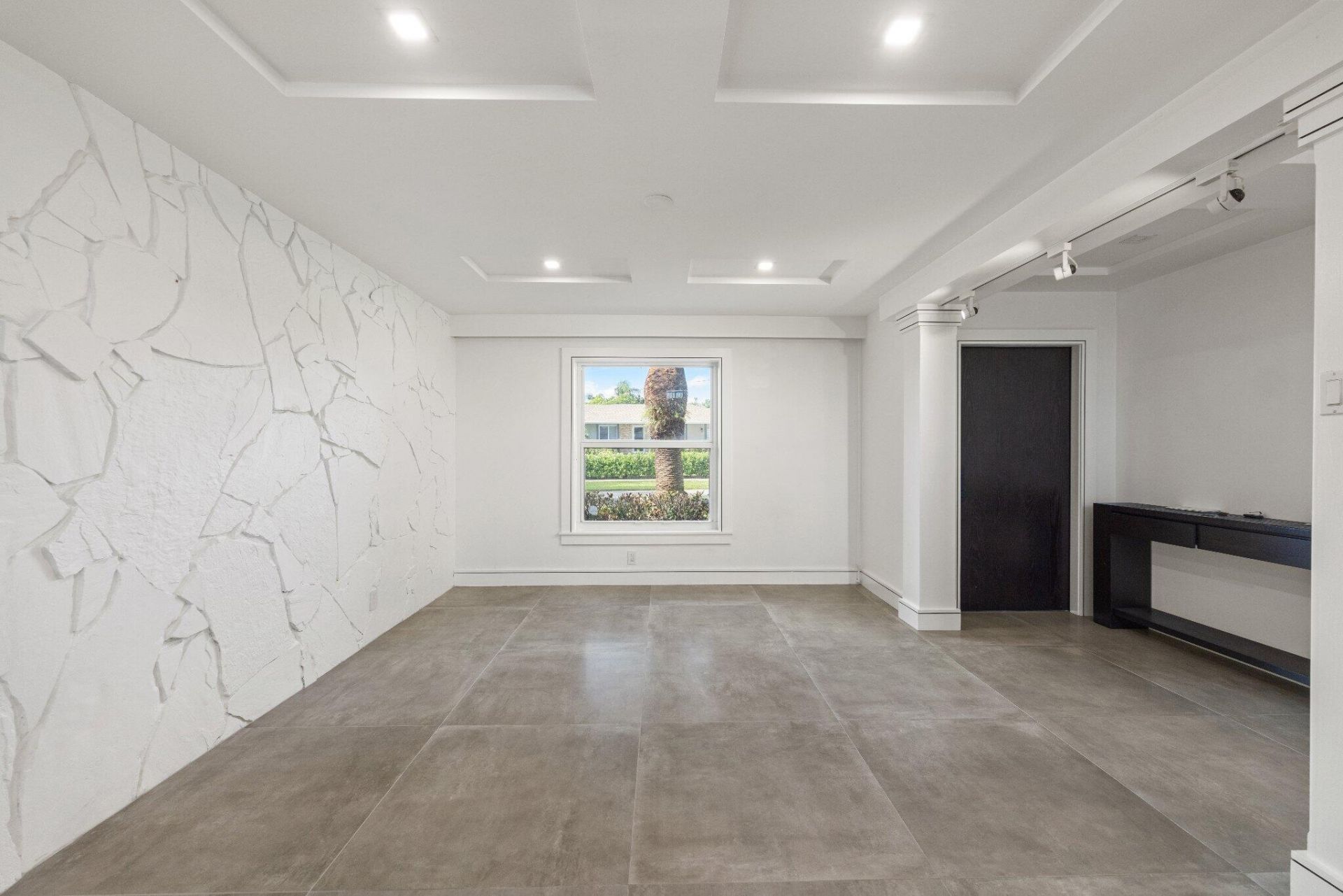 33 Oregon Lane, Boca Raton, FL 33487 Photo
