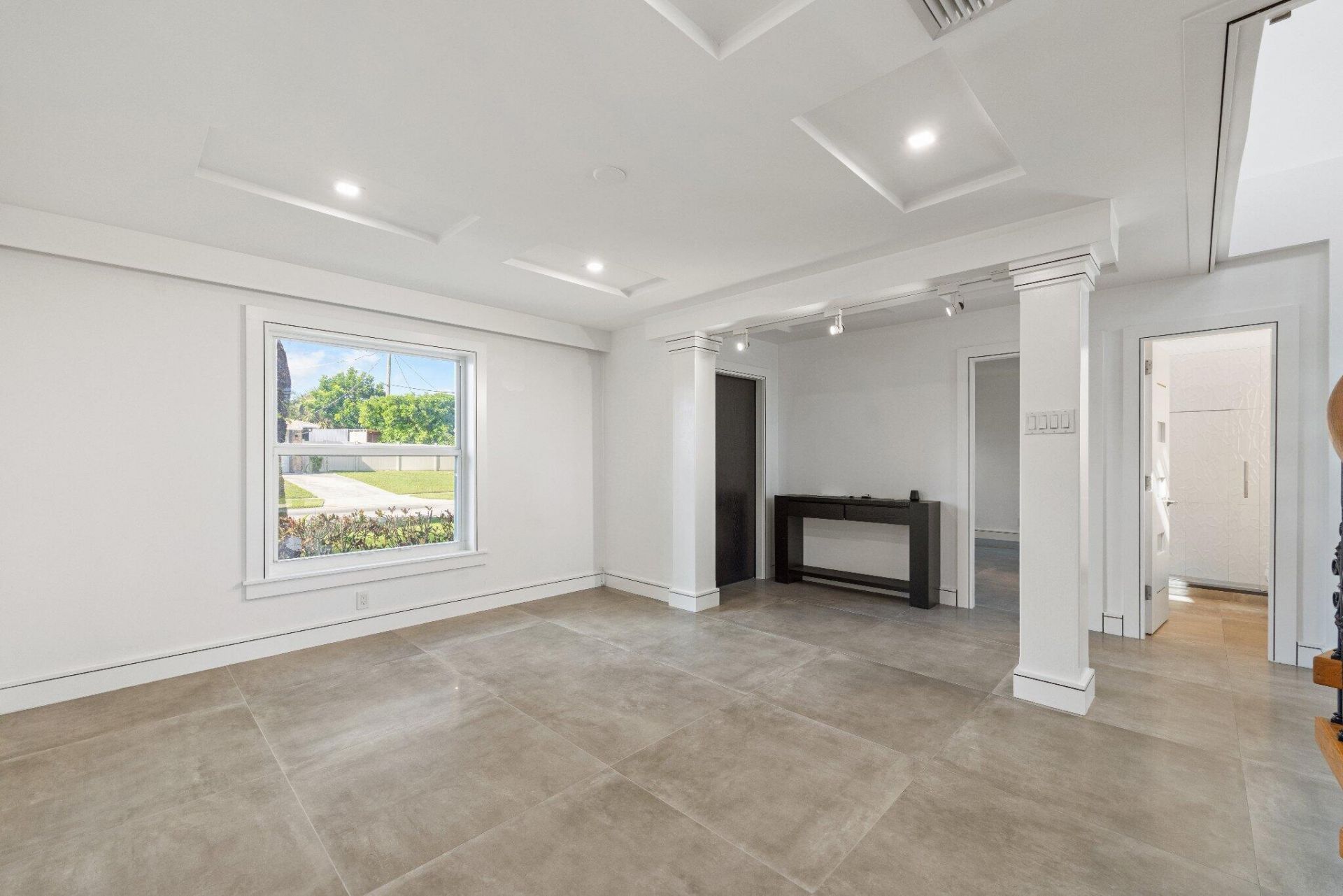 33 Oregon Lane, Boca Raton, FL 33487 Photo