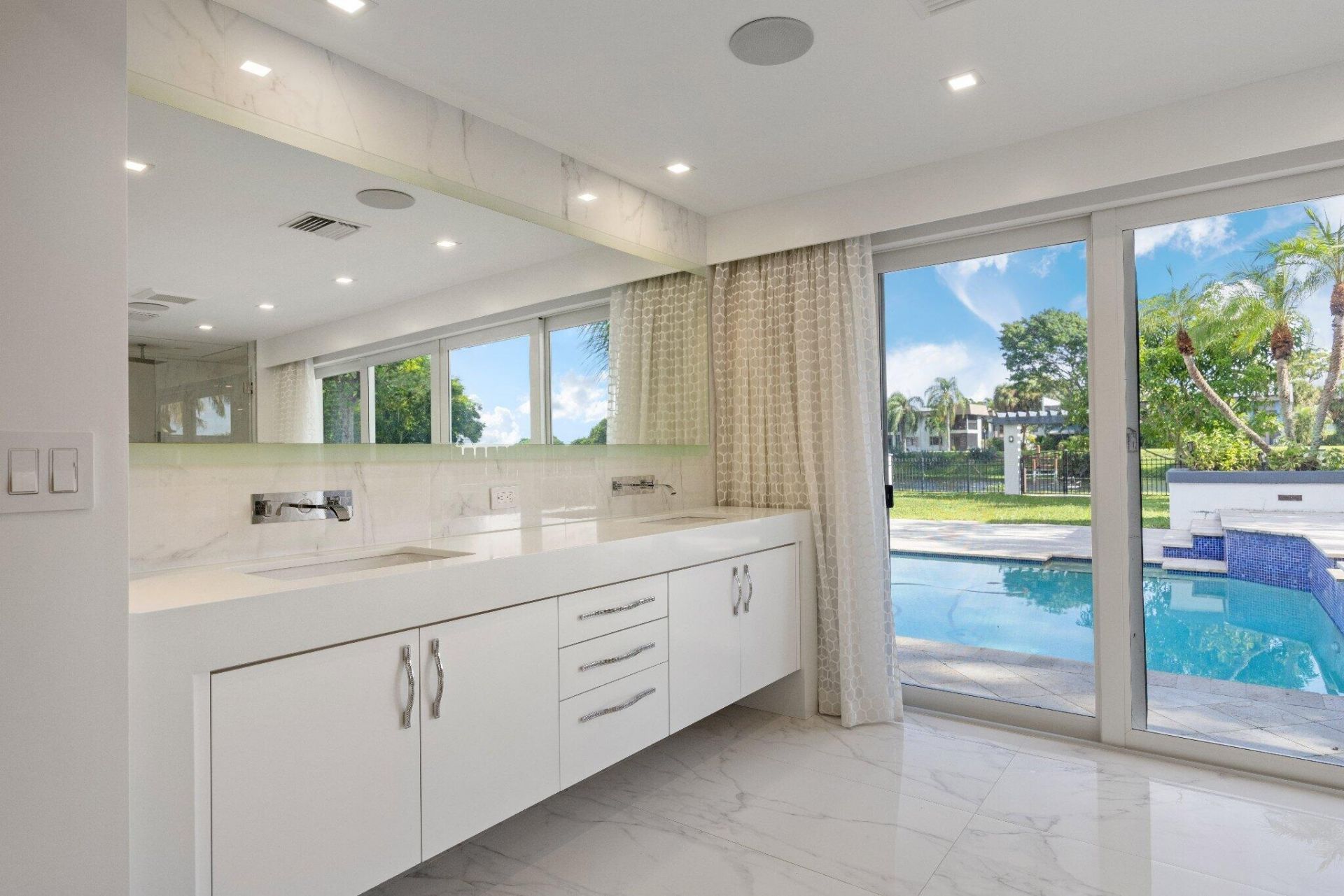 33 Oregon Lane, Boca Raton, FL 33487 Photo
