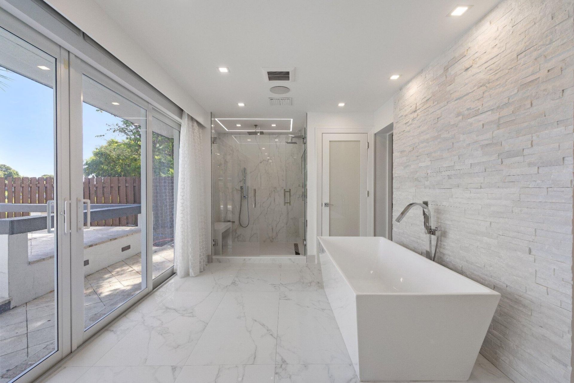 33 Oregon Lane, Boca Raton, FL 33487 Photo