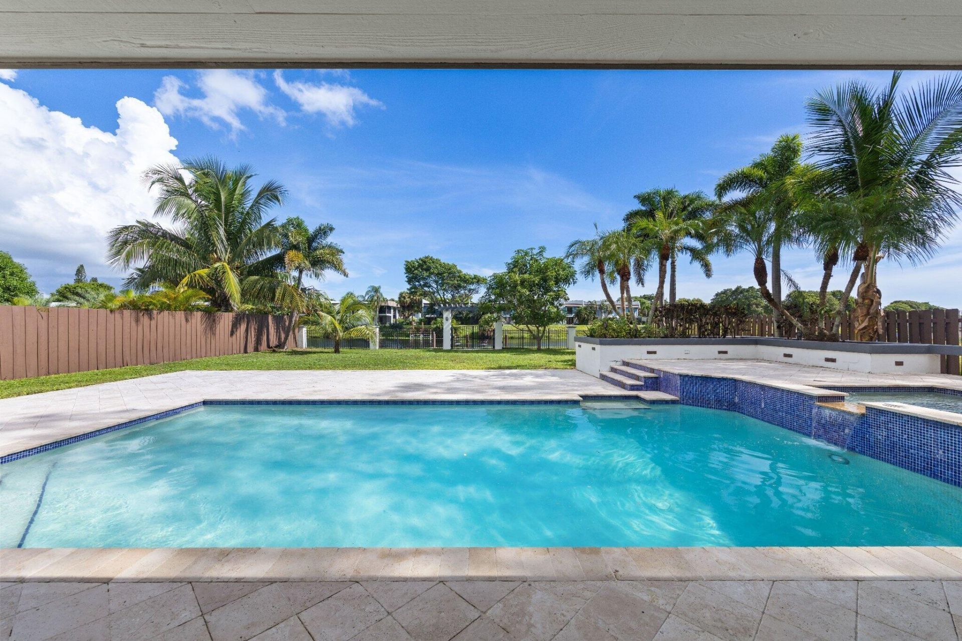 33 Oregon Lane, Boca Raton, FL 33487 Photo