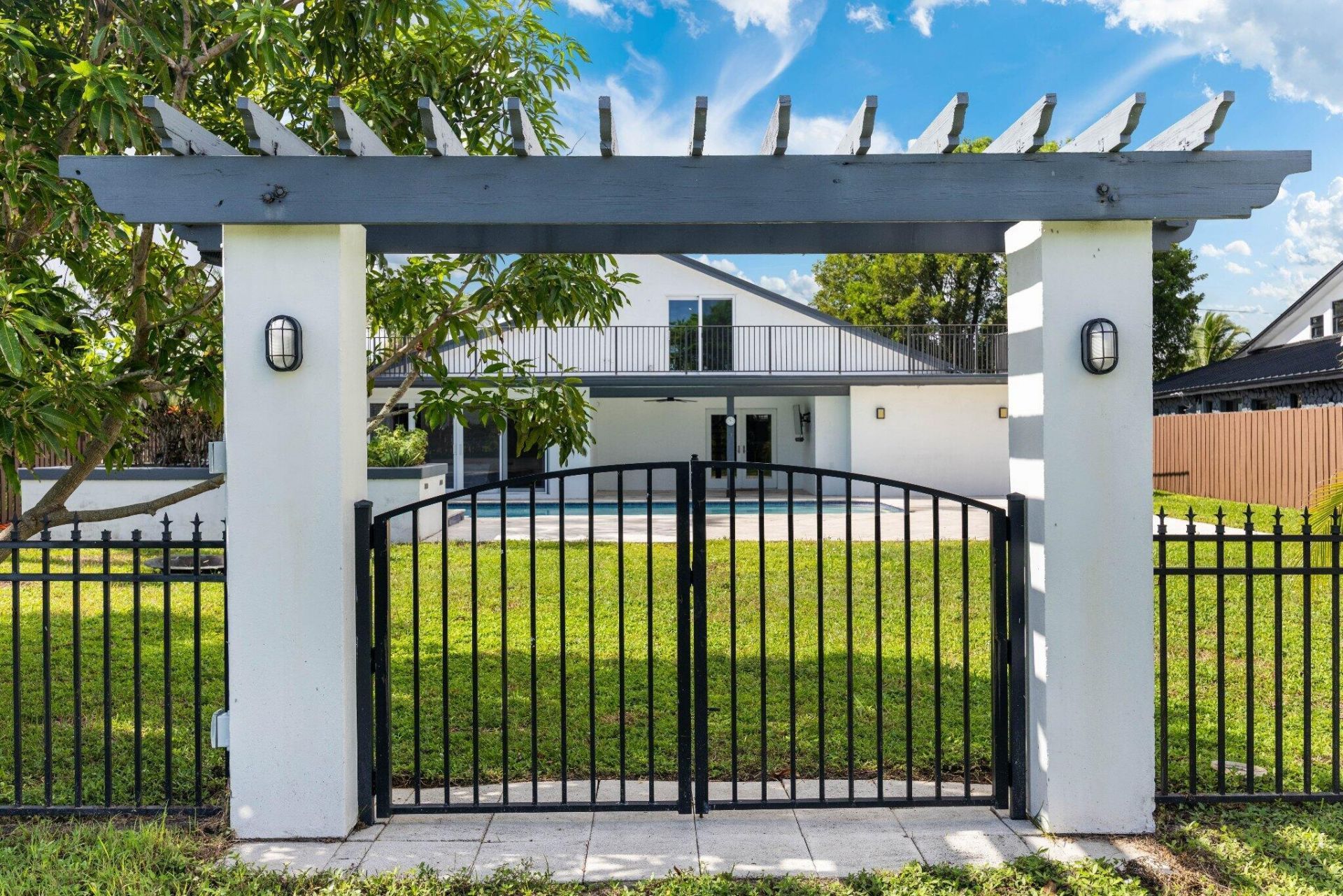 33 Oregon Lane, Boca Raton, FL 33487 Photo