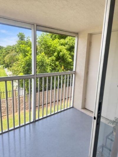 456 N Laurel Drive, Unit 1507, Margate, FL 33063 Photo