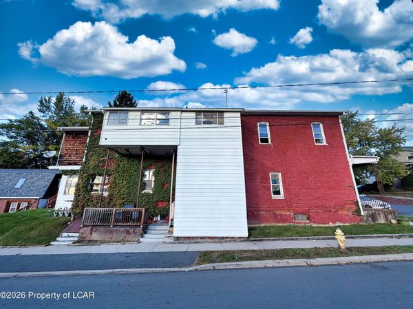 821 Mill Street, Unit 2, Dunmore, PA 18512