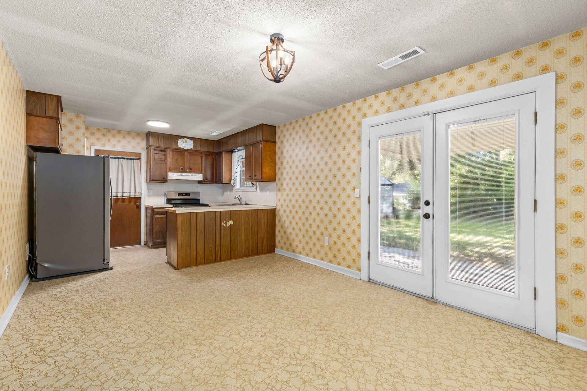 107 Bristow Drive Photo 8
