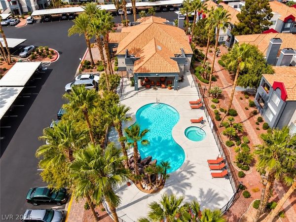 8600 W Charleston Boulevard , Unit 2089, Las Vegas, NV 89117