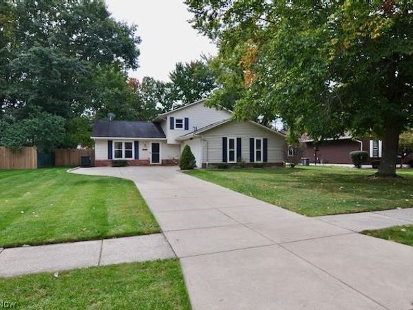 3940 Canterbury Drive , Brunswick, OH 44212