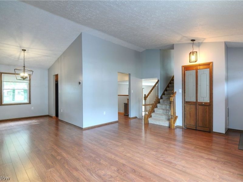 3940 Canterbury Drive, Brunswick, OH 44212 Photo 3