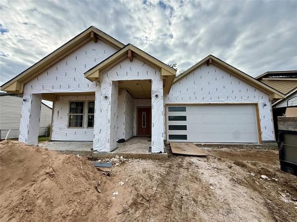 427 32nd Street, Grand Prairie, TX 75050