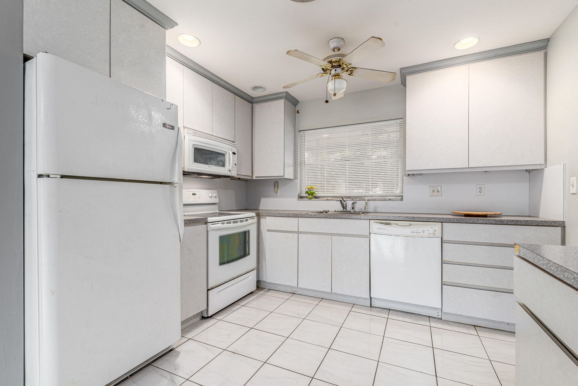 925 SE Osceola Street, Stuart, FL 34994 Photo