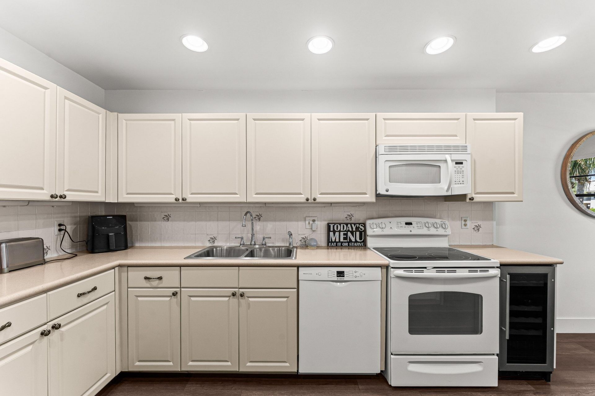 36 Eastgate Drive, Unit D, Boynton Beach, FL 33436 Photo