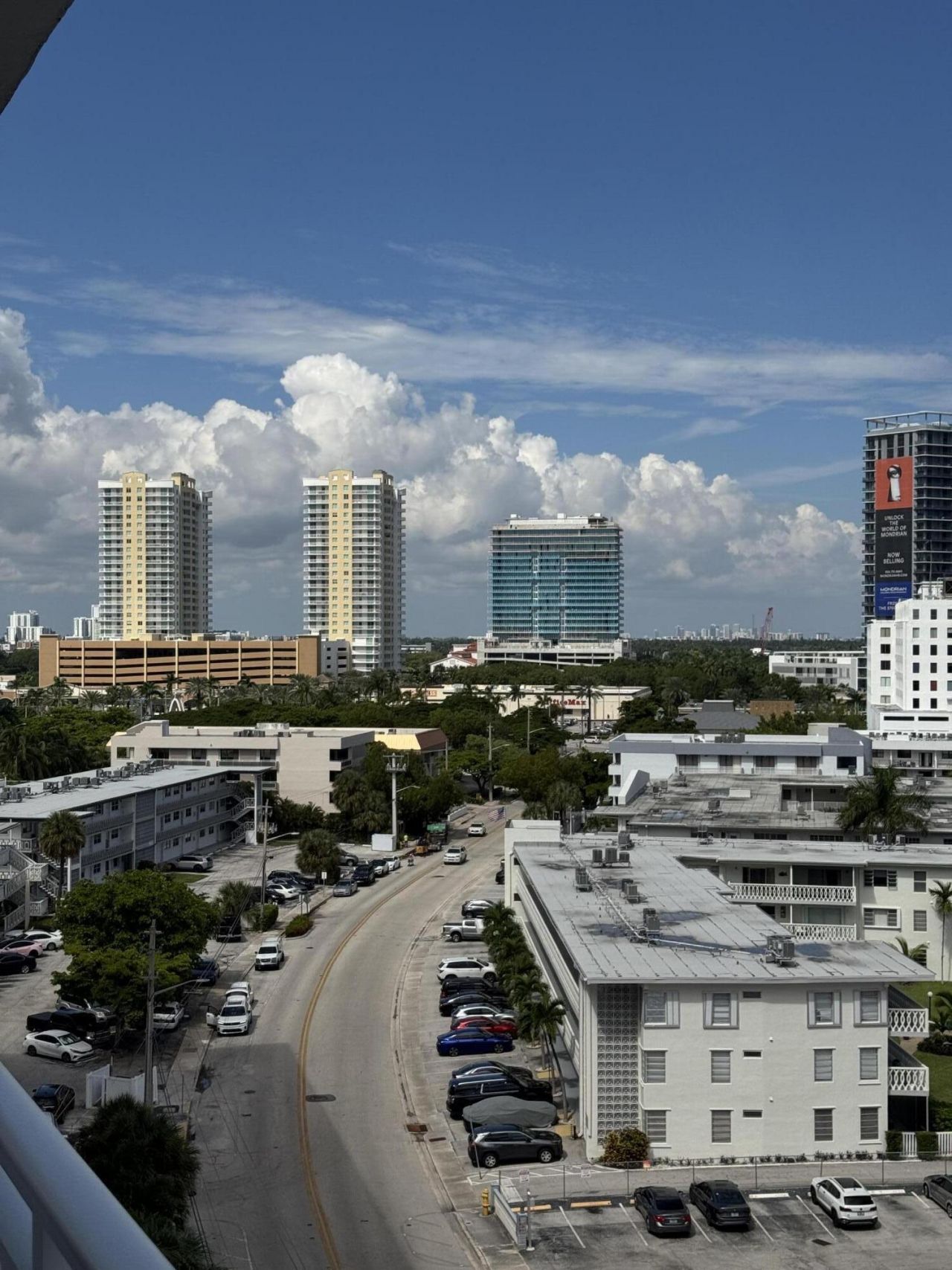 427 Golden Isles, Unit 9G, Hallandale Beach, FL 33009 Photo