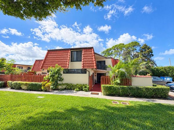 3838 Victoria Drive, West Palm Beach, FL 33406