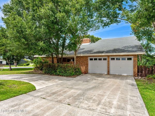 656 Doral Lane , Melbourne, FL 32940