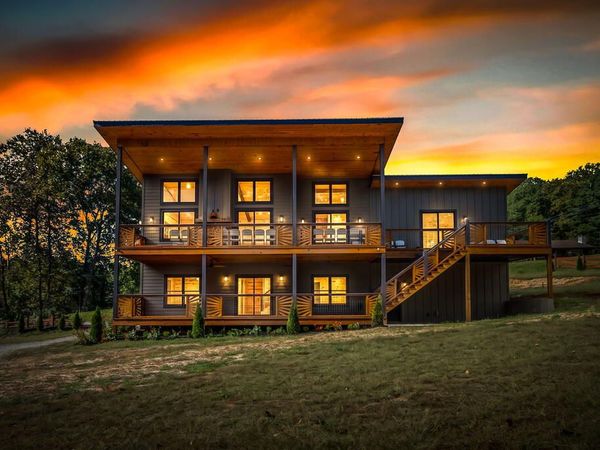 503 Church Street, Blue Ridge, GA 30513