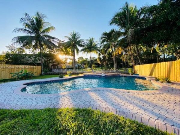 1773 SW 28th Way , Fort Lauderdale, FL 33312